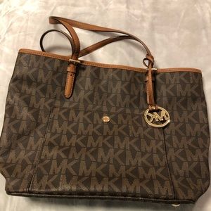 Beautiful Michael Korda bag